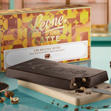 Bloc de Chocolat au Lait avec Noisettes 1kg – Coffret Cadeau